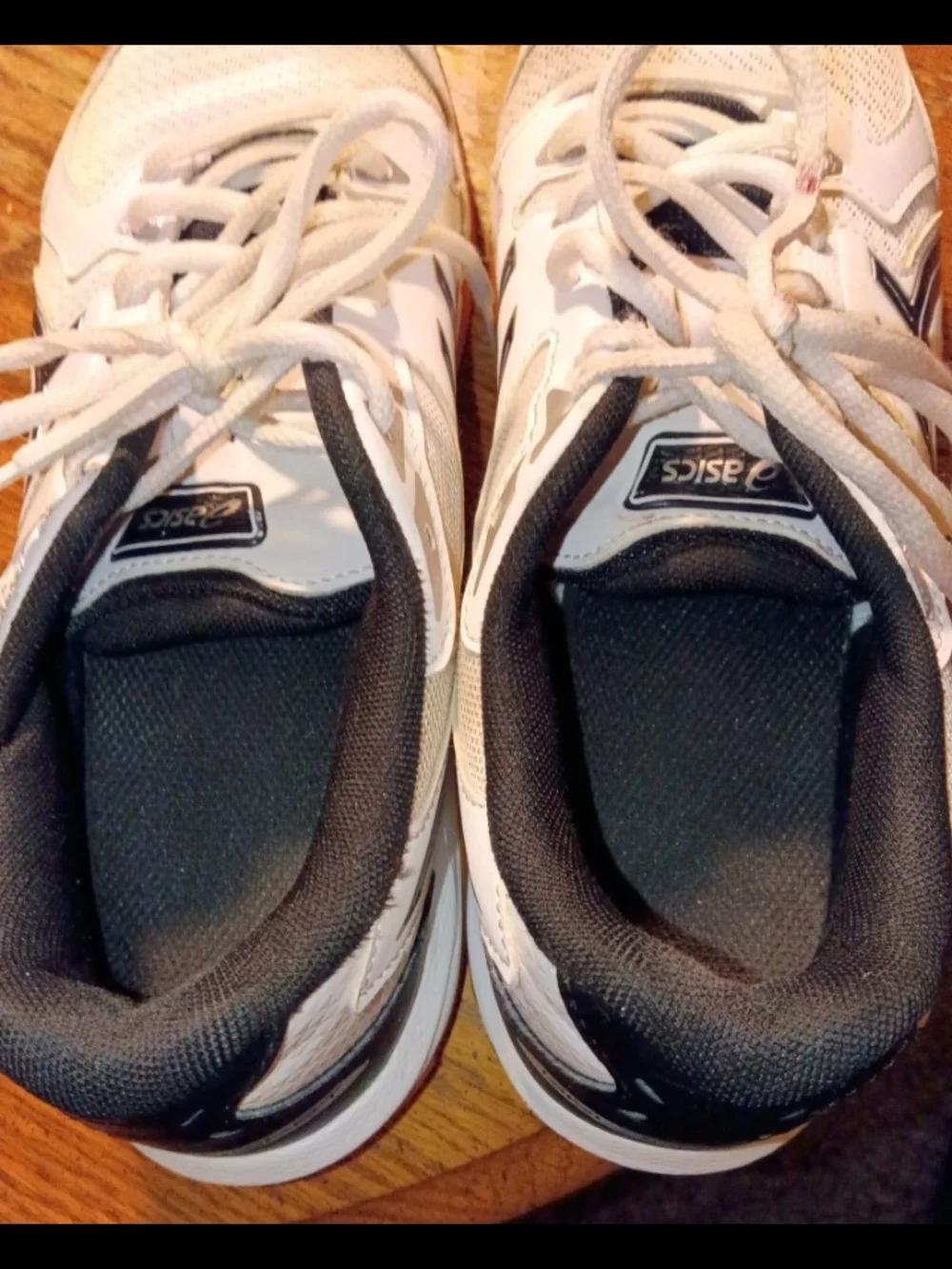 ASICS Kids White and Black Athletic Sneakers with Gum Sole